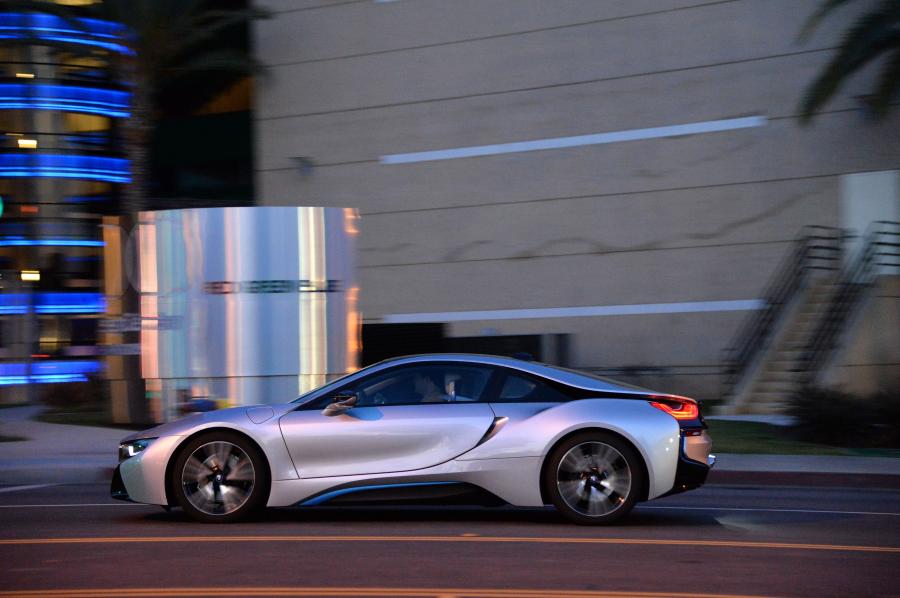  BMW i8 2014 года  (фото 62 из 180)